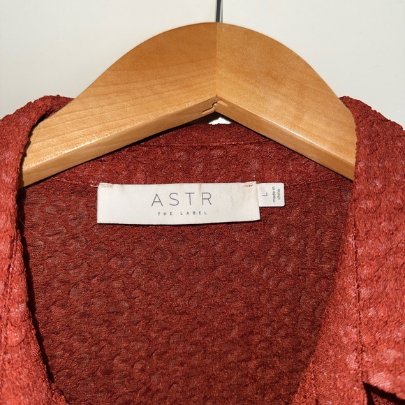 Astr Red Ribbed Button Down Blouse - Picture 3 of 5